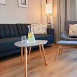 Royal Patronus Mennica - Business District Apartman
