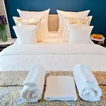 Royal Patronus Mennica - Business District Apartman Varsó