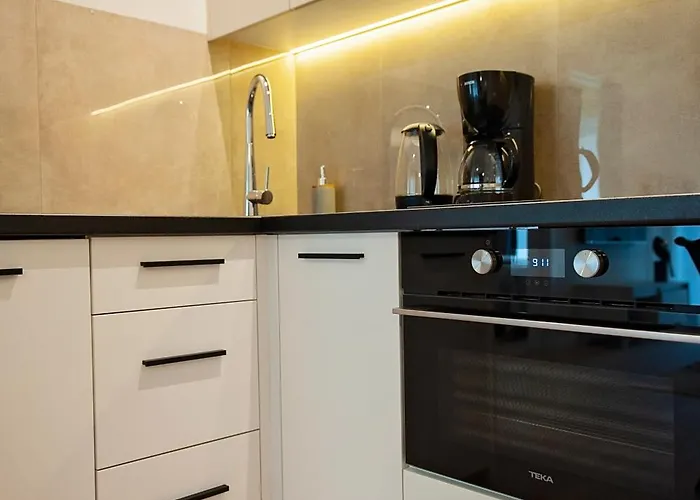 Royal Patronus Mennica - Business District * 바르샤바