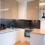 Appartement Royal Patronus Mennica - Business District *