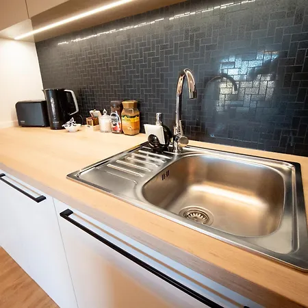 Royal Patronus Mennica - Business District Appartement