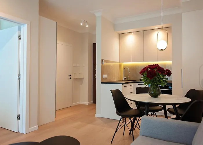 Royal Patronus Mennica - Business District