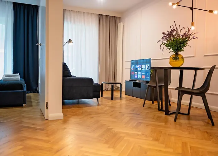 Royal Patronus Mennica - Business District Appartamento