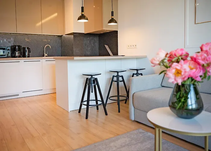 Royal Patronus Mennica - Business District *