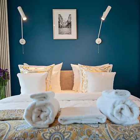 Royal Patronus Mennica - Business District Apartment Warschau