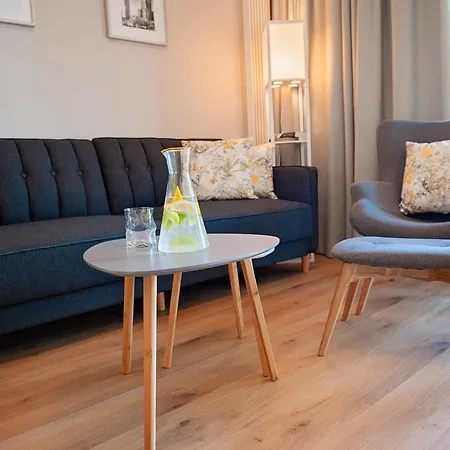 Royal Patronus Mennica - Business District Apartment
