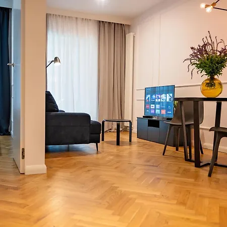 Royal Patronus Mennica - Business District Apartment