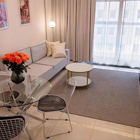 Royal Patronus Mennica - Business District Apartman Varsó