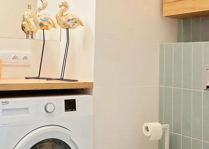 Royal Patronus Mennica - Business District Varsó