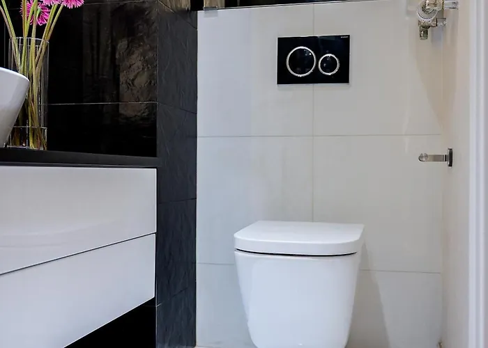 Royal Patronus Mennica - Business District Apartman *