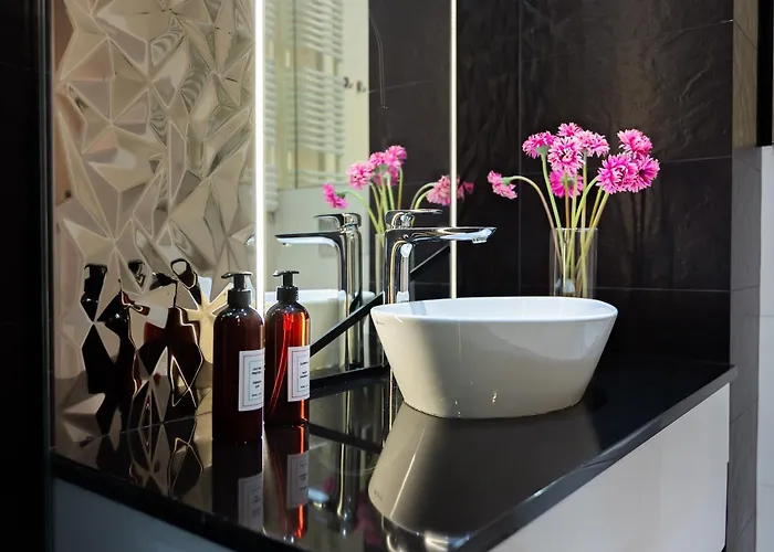 Royal Patronus Mennica - Business District Apartman *